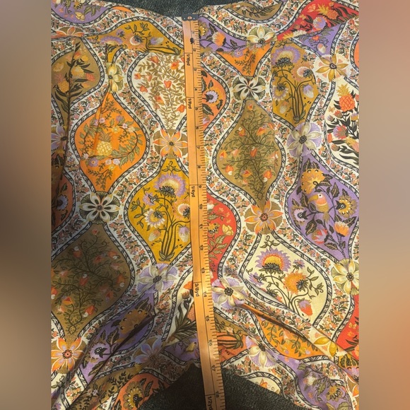 FARM Rio Multicolor Patterned Cropped Pants - Picture 14 of 16